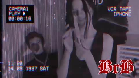 Ivy and Lester online show from December 2, 9:28 pm