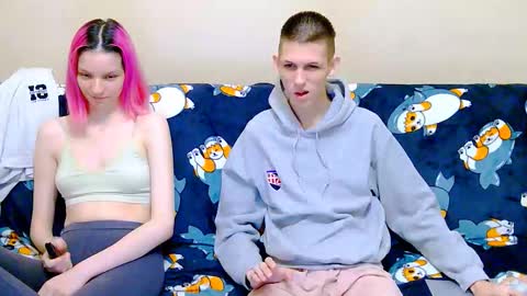 Ivy and Lester online show from October 11, 6:34 am