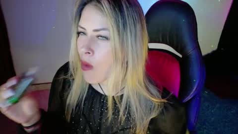 Diana Rojas  online show from October 27, 10:47 pm