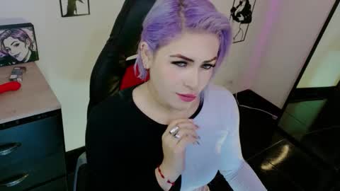 Snapshot of ivy__taylorr chatting on February 4, 5:57 am Diana Rojas online show from February 4, 5:57 am
