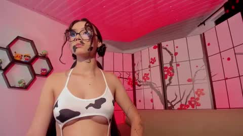 Ivy online show from October 28, 5:44 am