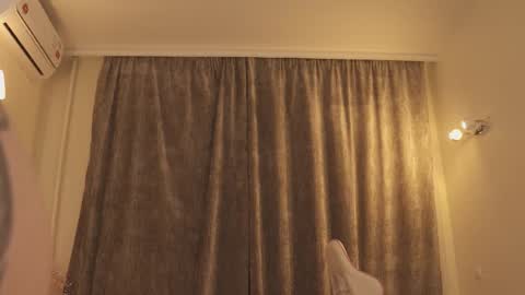 Ivy online show from March 20, 4:01 pm