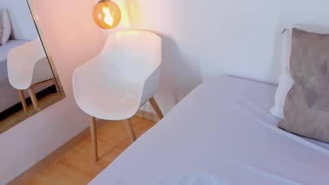 Ivy  online show from January 11, 12:10 pm