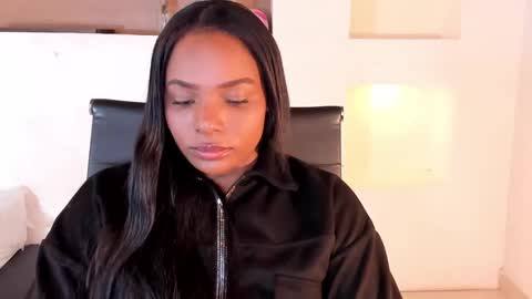 Snapshot of ivybliss8 chatting on January 5, 12:21 pm i v y b l i s s online show from January 5, 12:21 pm