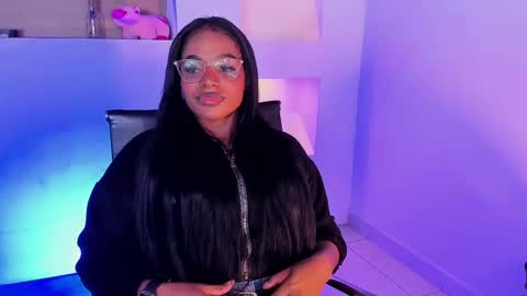 Snapshot of ivybliss8 chatting on January 28, 11:49 am i v y b l i s s online show from January 28, 11:49 am