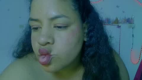ivydesouza online show from May 15, 11:23 pm
