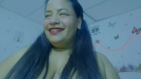 Snapshot of ivydesouzaa chatting on June 22, 4:20 am ivydesouza online show from June 22, 4:20 am
