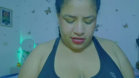 Snapshot of ivydesouzaa chatting on July 16, 4:07 am ivydesouza online show from July 16, 4:07 am