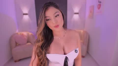 Ivy online show from December 5, 1:25 am