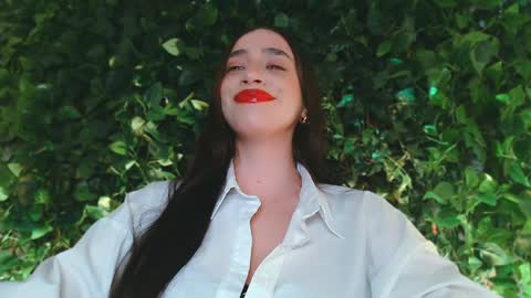 Miss Ivy online show from April 11, 9:19 pm