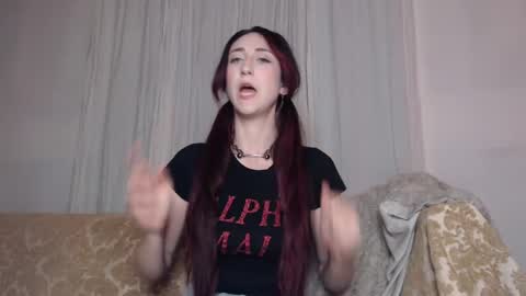 Ivy Rosie online show from October 4, 1:25 am