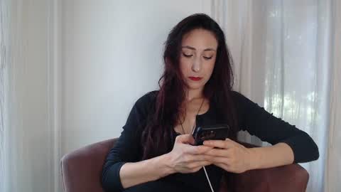 Ivy Rosie online show from July 1, 1:56 pm