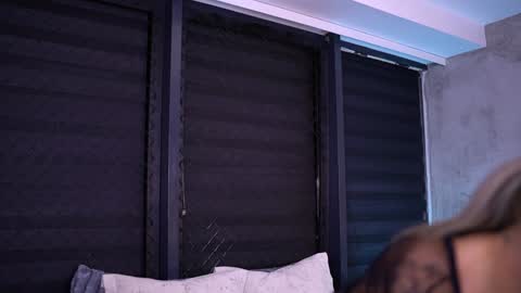 IvyRowa online show from January 23, 10:33 pm