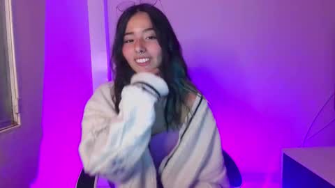 Ivy  online show from February 3, 2:10 am