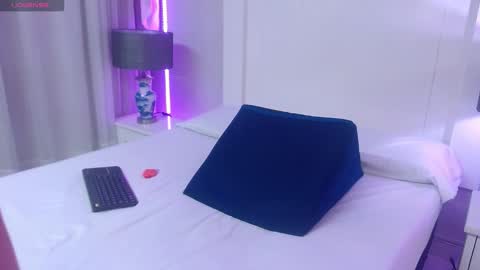 Ivy online show from February 26, 12:58 pm