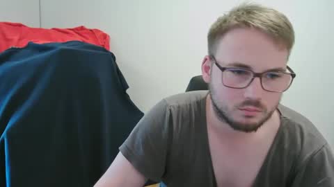 iwantfucknow online show from March 22, 10:07 am