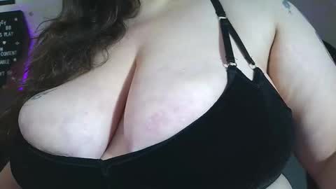 Gwen LaCourt online show from October 27, 11:14 am