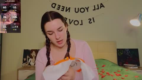 Daisy online show from February 15, 7:51 am