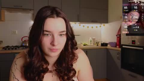 Daisy online show from March 8, 3:38 pm