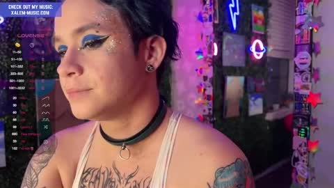 Muse hethey online show from January 11, 11:13 pm