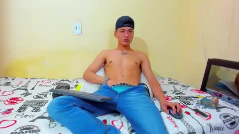 ixchell_dewei online show from October 8, 5:05 am