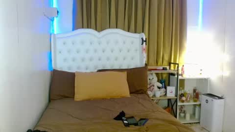 Snapshot of iyotara_miyaka chatting on May 25, 11:00 pm iyotara_miyaka online show from May 25, 11:00 pm