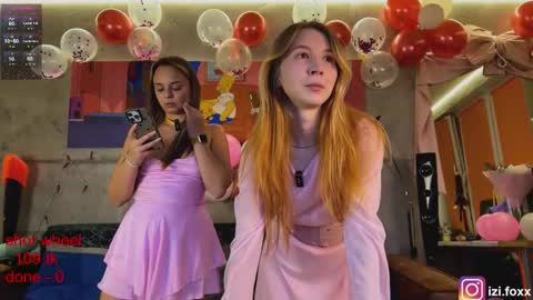 izi online show from November 15, 3:08 pm