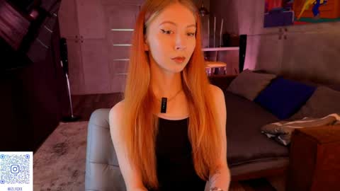 izi online show from May 15, 1:18 pm
