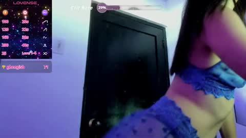 Izzy online show from October 4, 12:58 pm