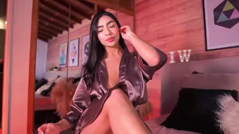 Snapshot of izzywild1 chatting on October 23, 10:25 am izzywild1 online show from October 23, 10:25 am