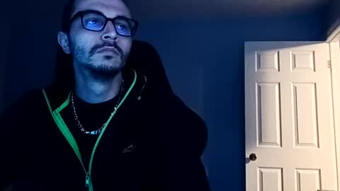 Snapshot of j1277 chatting on January 23, 5:02 am Yoursexxyguy online show from January 23, 5:02 am