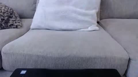 James online show from April 12, 4:23 pm