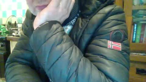 Snapshot of j4ckcock chatting on December 16, 11:15 am J4ckcock online show from December 16, 11:15 am