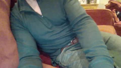 Snapshot of j4ckcock chatting on December 21, 10:39 pm J4ckcock online show from December 21, 10:39 pm