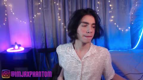 Snapshot of j_a_x_x_x_o_n chatting on December 9, 9:49 am Hey im Jaxxxon check my info online show from December 9, 9:49 am