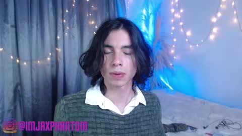 Snapshot of j_a_x_x_x_o_n chatting on January 6, 10:24 am Hey im Jaxxxon check my info online show from January 6, 10:24 am