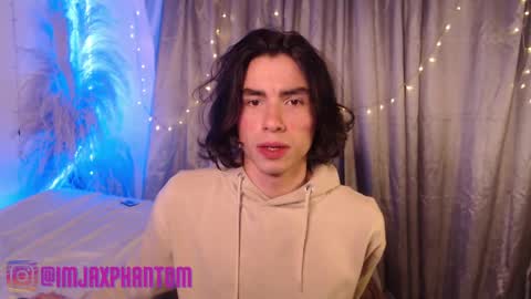 Snapshot of j_a_x_x_x_o_n chatting on January 7, 10:01 am Hey im Jaxxxon check my info online show from January 7, 10:01 am