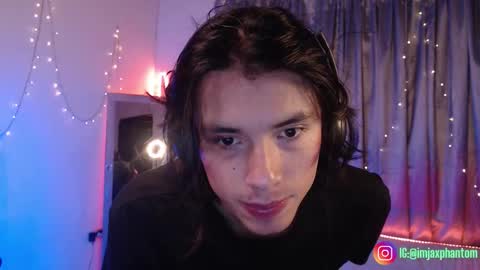 Snapshot of j_a_x_x_x_o_n chatting on October 16, 9:21 am Hey im Jaxxxon check my info online show from October 16, 9:21 am