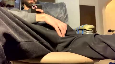 Snapshot of j_boogie_mane chatting on January 4, 12:05 am j boogie online show from January 4, 12:05 am