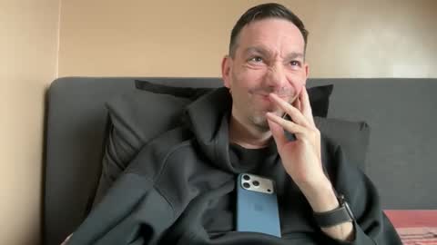 Snapshot of j_dc chatting on September 20, 1:56 pm j_dc online show from September 20, 1:56 pm