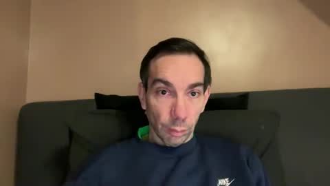 Snapshot of j_dc chatting on November 30, 3:49 pm j_dc online show from November 30, 3:49 pm