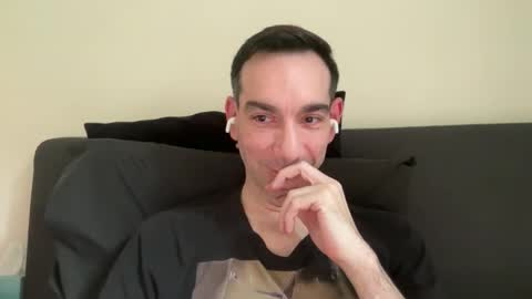 Snapshot of j_dc chatting on April 29, 5:30 pm j_dc online show from April 29, 5:30 pm