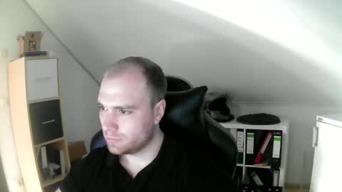 Snapshot of j_german783377 chatting on January 17, 11:59 am here4y online show from January 17, 11:59 am