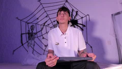 j_martony online show from October 29, 3:31 am