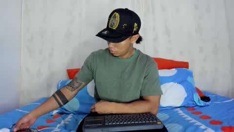 i am juan musiry independent model  online show from February 28, 4:43 am