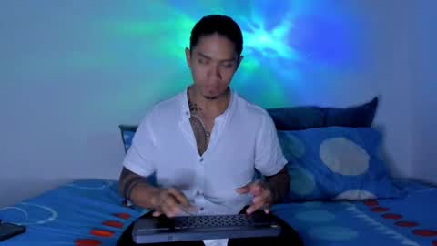 i am juan musiry independent model  online show from November 16, 5:24 am