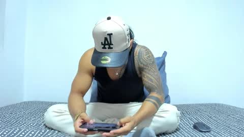 i am juan musiry independent model  online show from March 7, 3:58 am