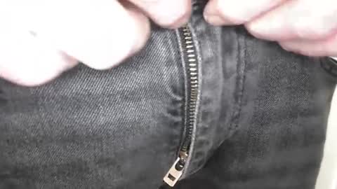 ja2923 online show from March 29, 5:35 pm