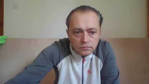 Snapshot of ja424387 chatting on October 29, 11:34 am Tomek online show from October 29, 11:34 am