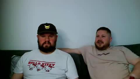 ja_couple online show from May 28, 8:06 pm